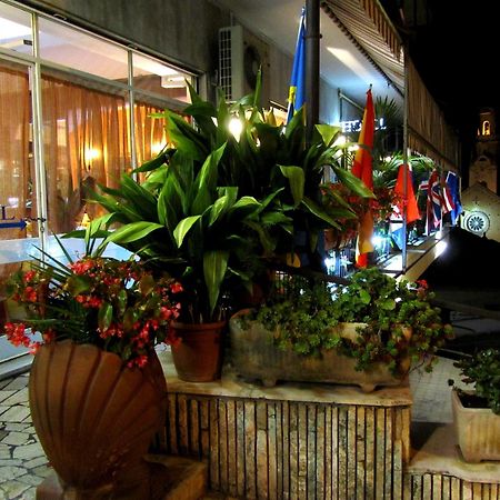 Hotel Riviera Sanremo Exterior foto